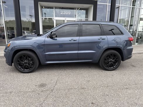 Used 2021 Jeep Grand Cherokee Limited X image 2