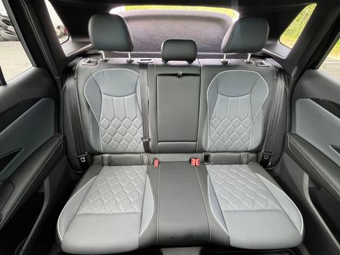 Certified 2025 Volkswagen Tiguan SEL R-Line AWD/4WD image 27