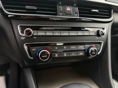 Used 2019 Kia Optima SX image 53