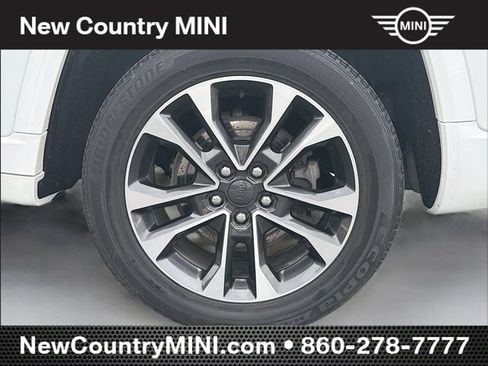 Used 2022 Jeep Grand Cherokee L Overland w/ Luxury Tech Group IV AWD/4WD image 31