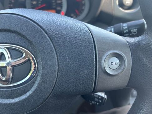 Used 2012 Toyota RAV4 4WD w/ Value Pkg image 18