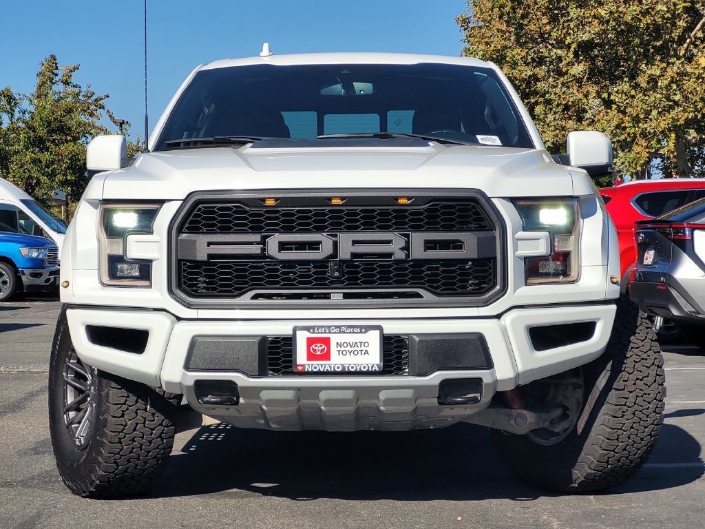 Used 2019 Ford F150 Raptor w/ Equipment Group 802A Luxury AWD/4WD image 2