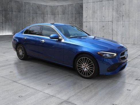 Used 2023 Mercedes-Benz C 300 Sedan image 7