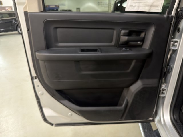 Used 2017 RAM 2500 Tradesman w/ Chrome Appearance Group AWD/4WD image 23