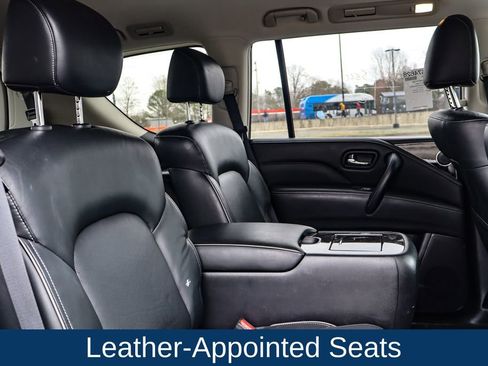 Used 2024 INFINITI QX80 Luxe image 15
