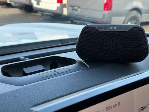 Used 2025 Toyota Tacoma 4x4 Double Cab Hybrid image 22