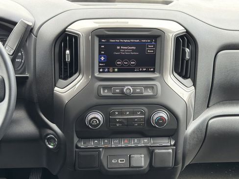 New 2026 Chevrolet Silverado 1500 Custom image 4