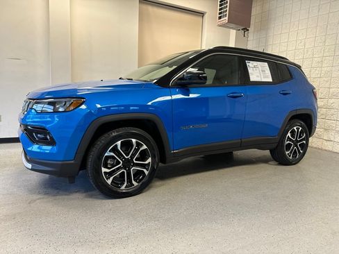 Used 2023 Jeep Compass Limited AWD/4WD image 38