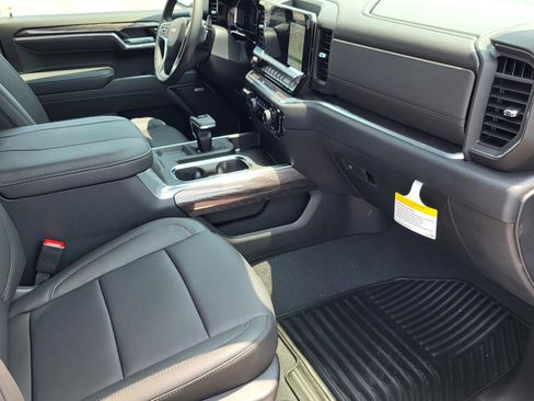 New 2026 Chevrolet Silverado 1500 LTZ AWD/4WD image 9