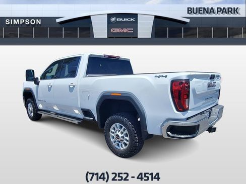 Used 2022 GMC Sierra 2500 SLE w/ SLE Value Package; AWD/4WD image 6