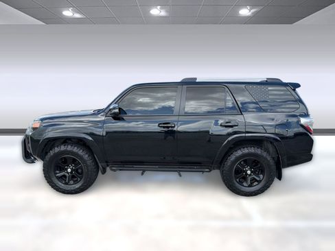 Used 2019 Toyota 4Runner SR5 Premium image 2