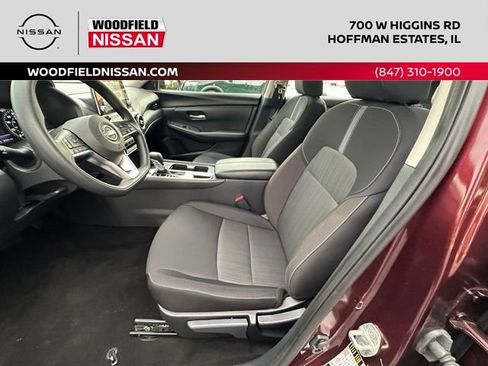 Certified 2025 Nissan Sentra SV FWD image 21