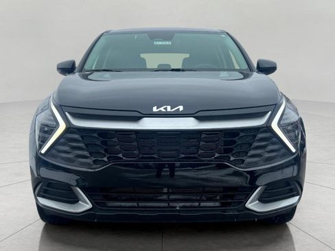 Certified 2025 Kia Sportage LX image 5