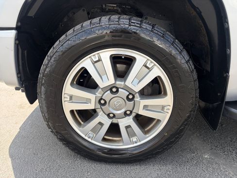 Used 2015 Toyota Tundra Platinum AWD/4WD image 26