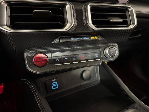Used 2025 Ford Mustang GT Premium image 26