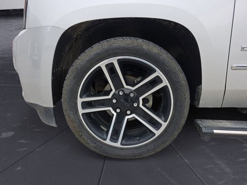 Used 2017 GMC Yukon Denali w/ Open Road Package AWD/4WD image 14