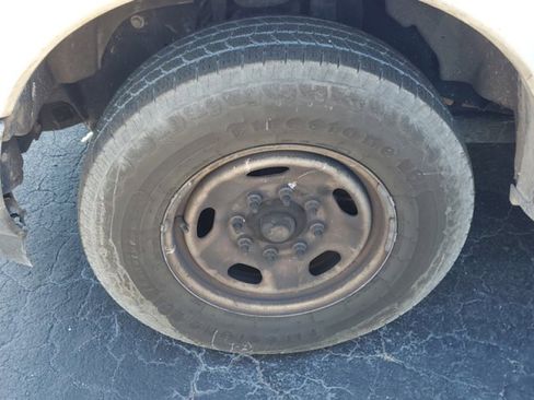 Used 2018 Ford F250 XL w/ Power Equipment Group image 4