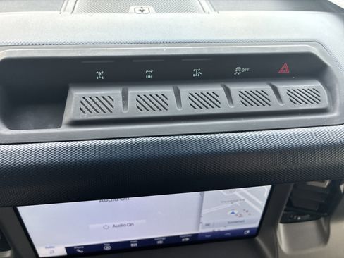 Used 2023 Ford Bronco Outer Banks w/ Sasquatch Package image 39