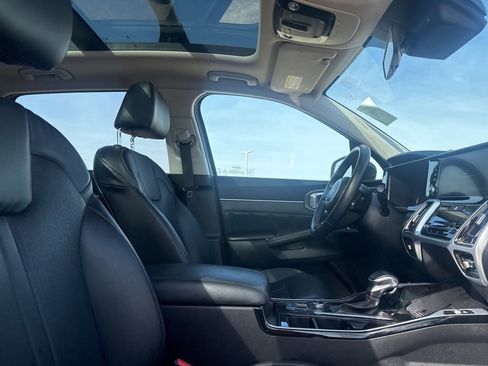 Used 2022 Kia Sorento SX image 33