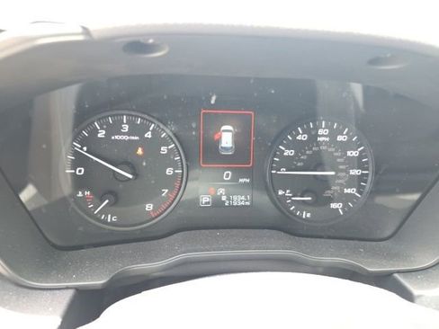 Used 2024 Subaru Impreza 2.0i AWD/4WD image 5