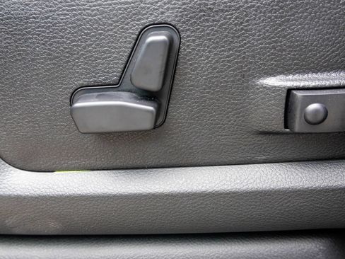 New 2027 RAM 2500 Laramie AWD/4WD image 5