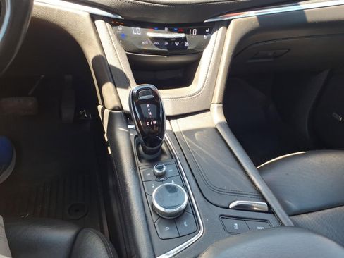 Used 2021 Cadillac XT5 Premium Luxury w/ LPO, Floor Liner Package AWD/4WD image 13