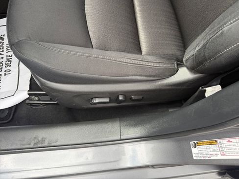 Used 2024 Nissan Altima 2.5 SV w/ SV Premium Package FWD image 11