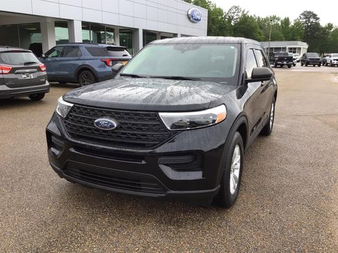 Used 2021 Ford Explorer 2WD image 5