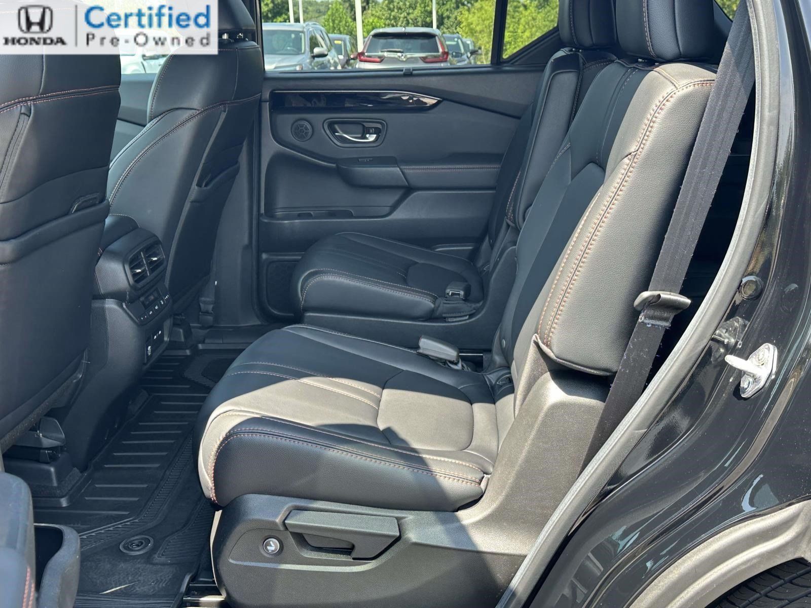 Certified 2025 Honda Pilot TrailSport image 10