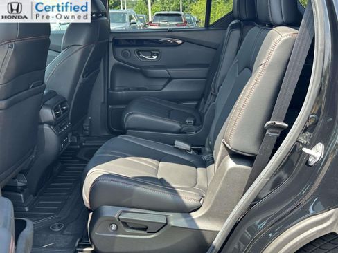 Certified 2025 Honda Pilot TrailSport image 10