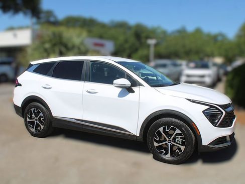 Certified 2024 Kia Sportage EX FWD image 4