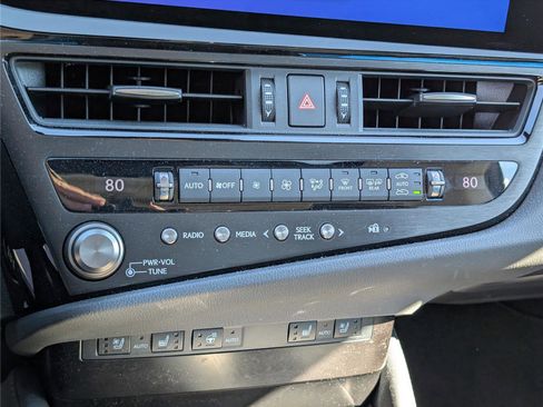 Used 2023 Lexus ES 350 w/ Premium Package image 27