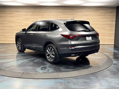 Used 2024 Acura MDX SH-AWD image 17