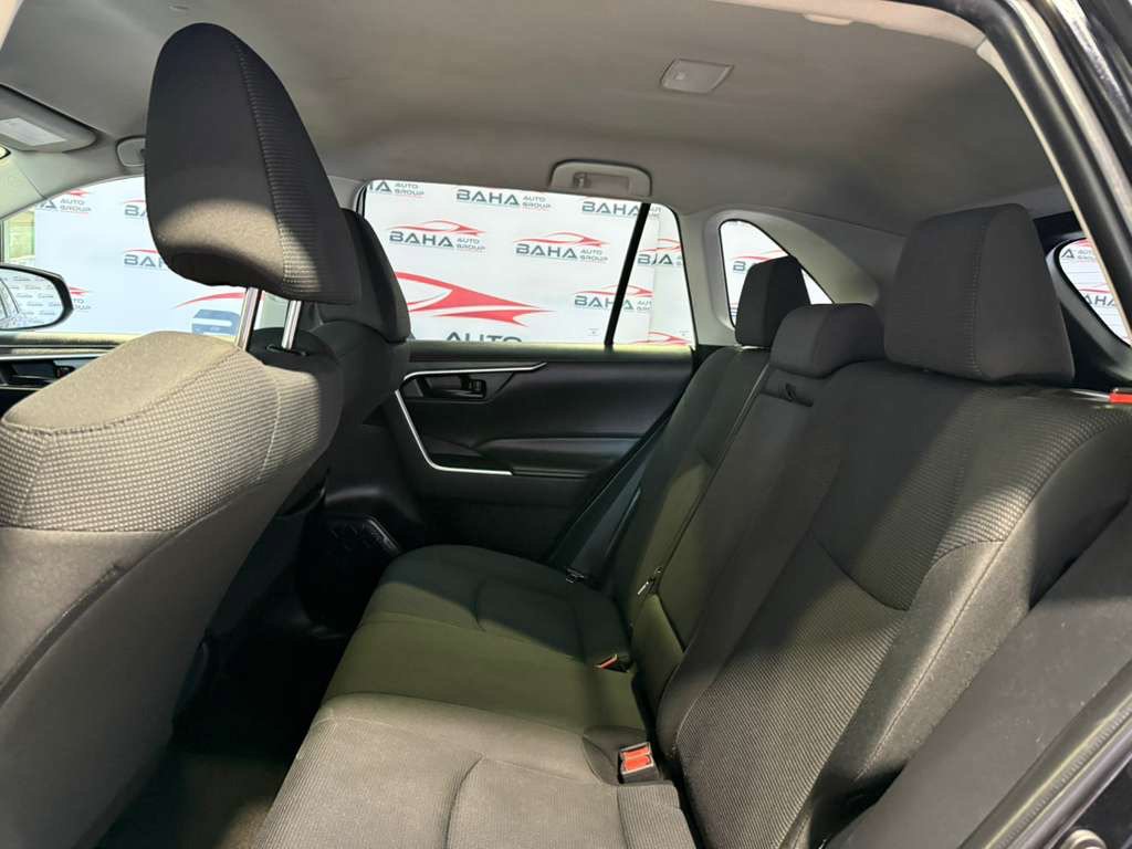 Used 2022 Toyota RAV4 LE FWD image 35
