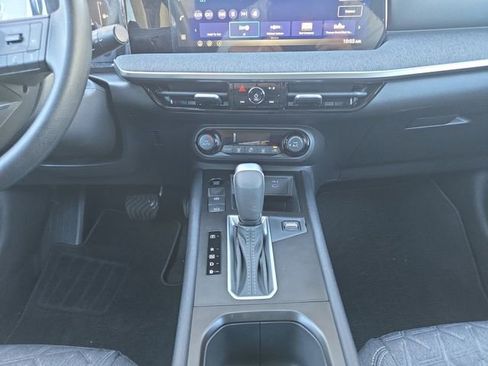 New 2026 Nissan Kicks SV image 3