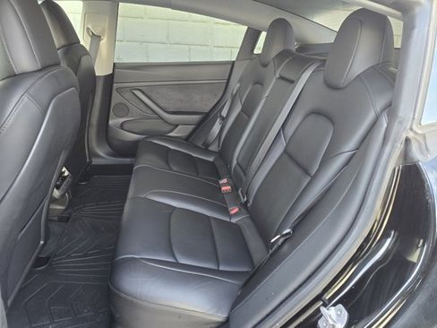 Used 2022 Tesla Model 3 Long Range image 32