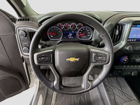 Used 2022 Chevrolet Silverado 2500 LT w/ Fleet Comfort Package AWD/4WD image 11
