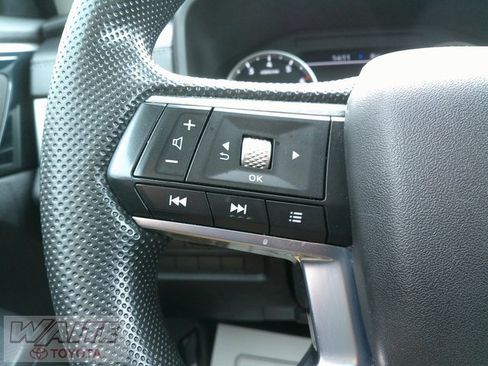 Used 2022 Mitsubishi Outlander ES image 10