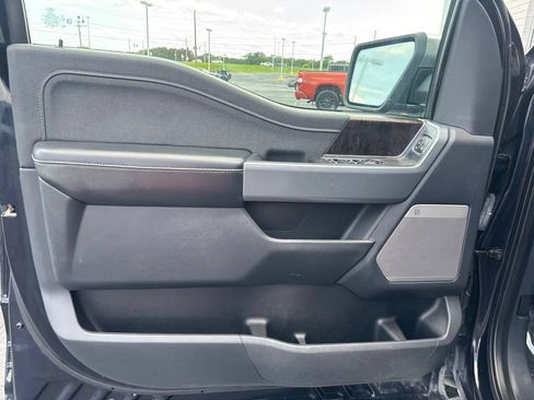 Used 2021 Ford F150 Lariat AWD/4WD image 7