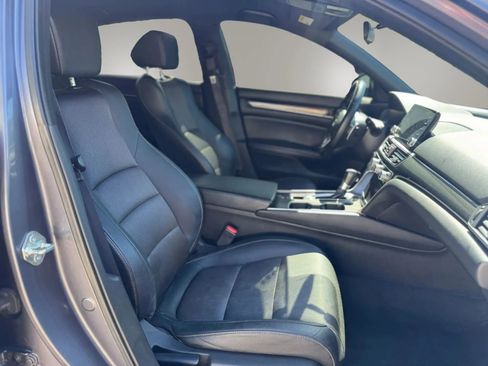 Used 2019 Honda Accord Sport image 10