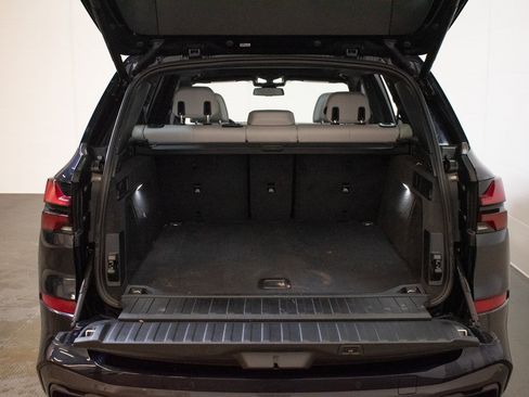 Certified 2024 BMW X5 xDrive40i w/ M Sport Package image 26