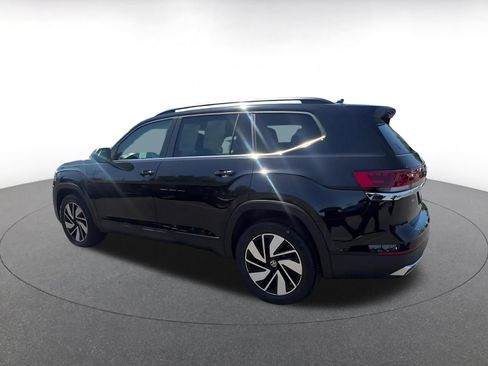 Used 2026 Volkswagen Atlas SE FWD image 10