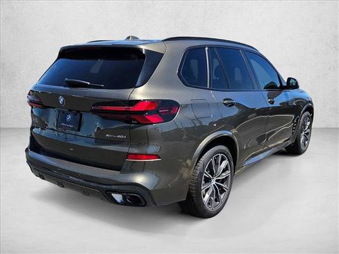 New 2026 BMW X5 xDrive40i w/ M Sport Package AWD/4WD image 2
