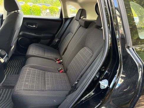 Used 2024 Honda HR-V LX image 7