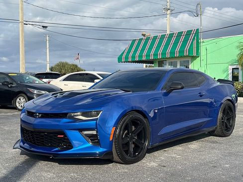 Used 2018 Chevrolet Camaro SS image 1