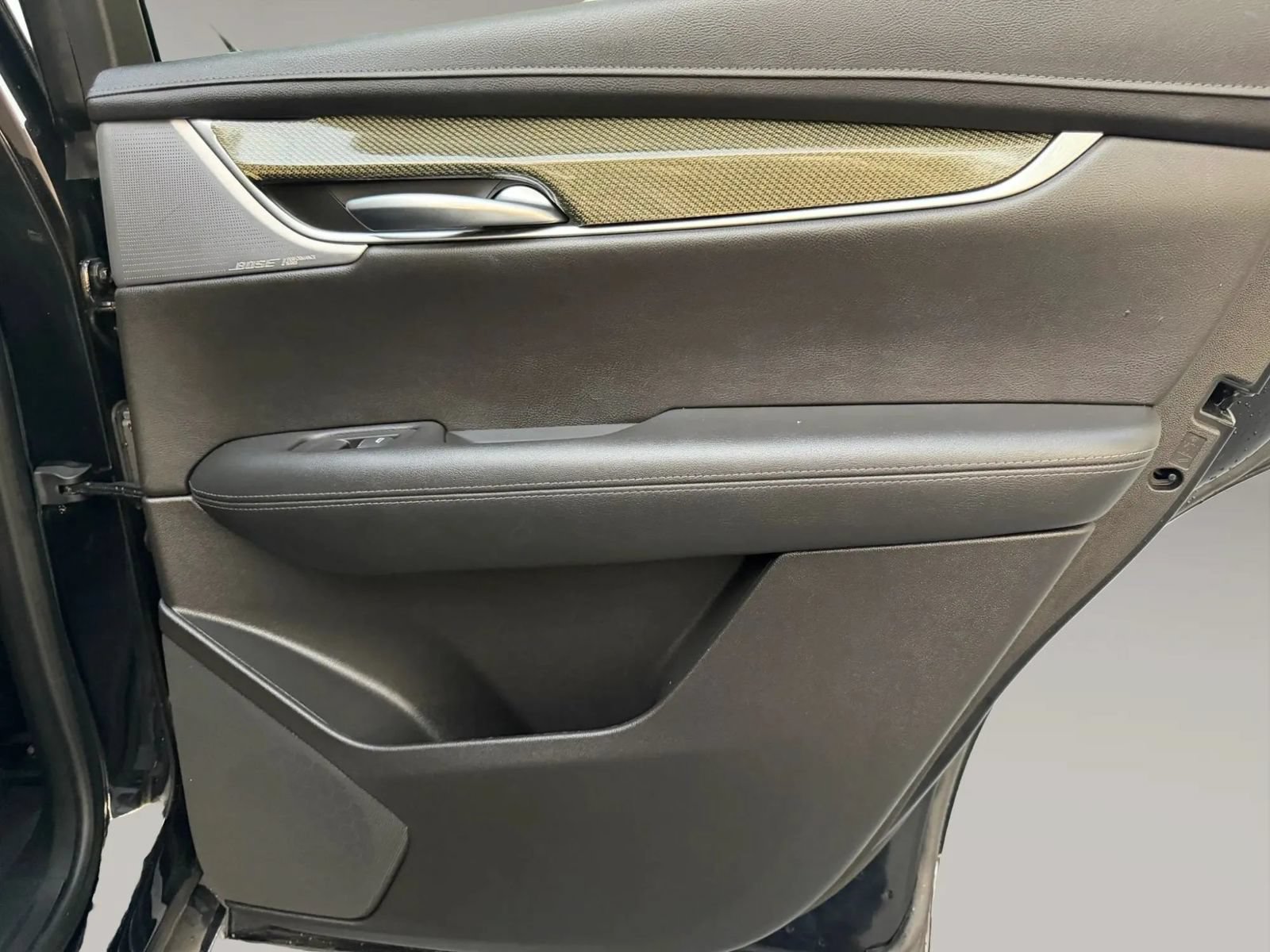 Used 2020 Cadillac XT5 Sportv w/ LPO, Illumination Package AWD/4WD image 23