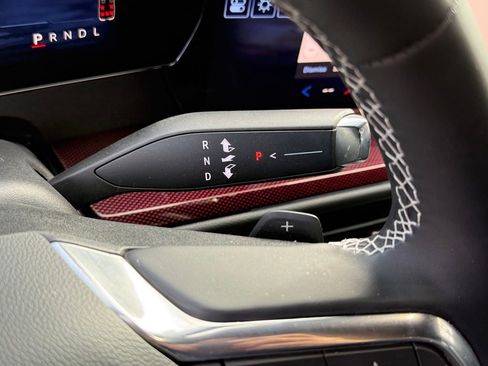 Used 2024 Chevrolet Traverse Z71 image 25