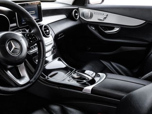 Used 2015 Mercedes-Benz C 300 4MATIC Sedan w/ Premium 1 Package image 27