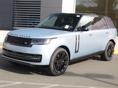 New 2026 Land Rover Range Rover Long Wheelbase SE AWD/4WD image 1