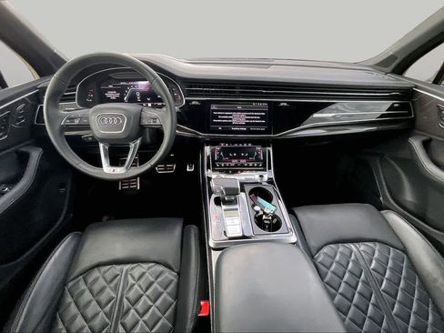 Used 2023 Audi SQ7 Prestige w/ Prestige Package AWD/4WD image 14
